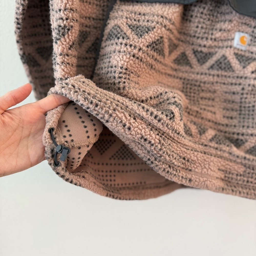 Carhartt Women's Relaxed Fit Fleece Pullover Warm Taupe Geometric Print Large - Picture 8 of 9